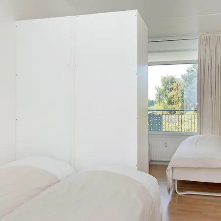 Apartment Xcviii