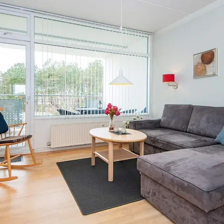 Xcviii Appartement *