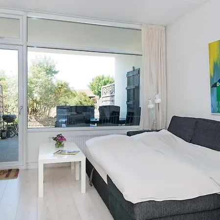 Apartment Xcviii *